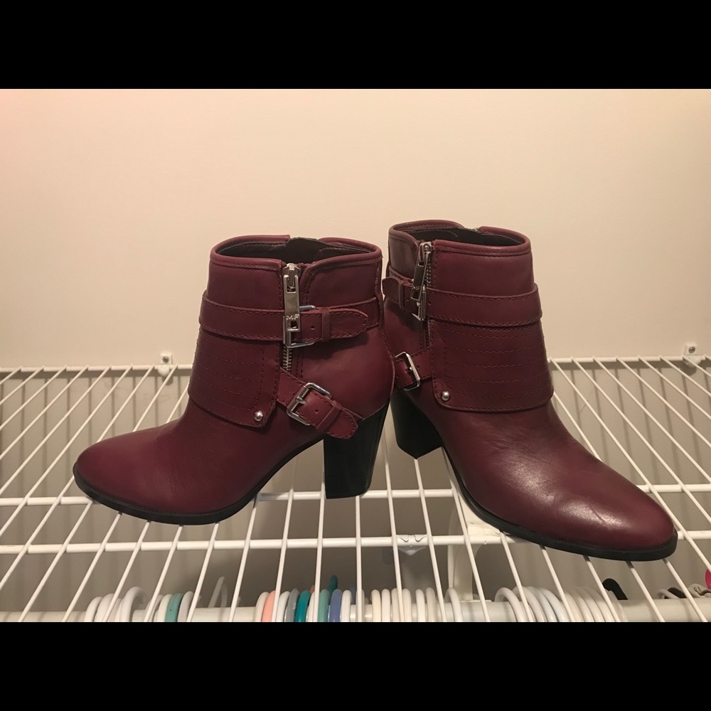 Marc Fisher Leather Booties Sz 8